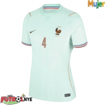 Camiseta Francia Dayot Upamecano #4 Visitante Equipación para mujer Mundial 2026 manga corta